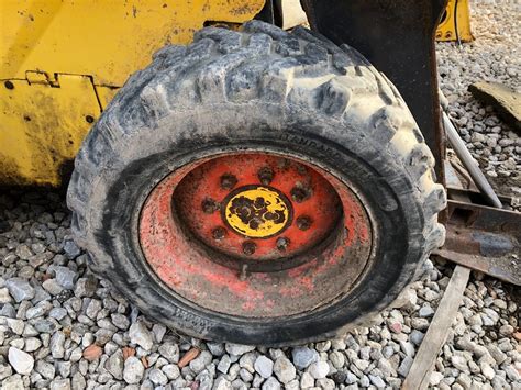 new holland ls170 tires